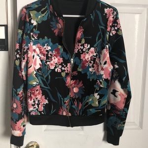 2/12$🌺Floral Nice bomber jacket